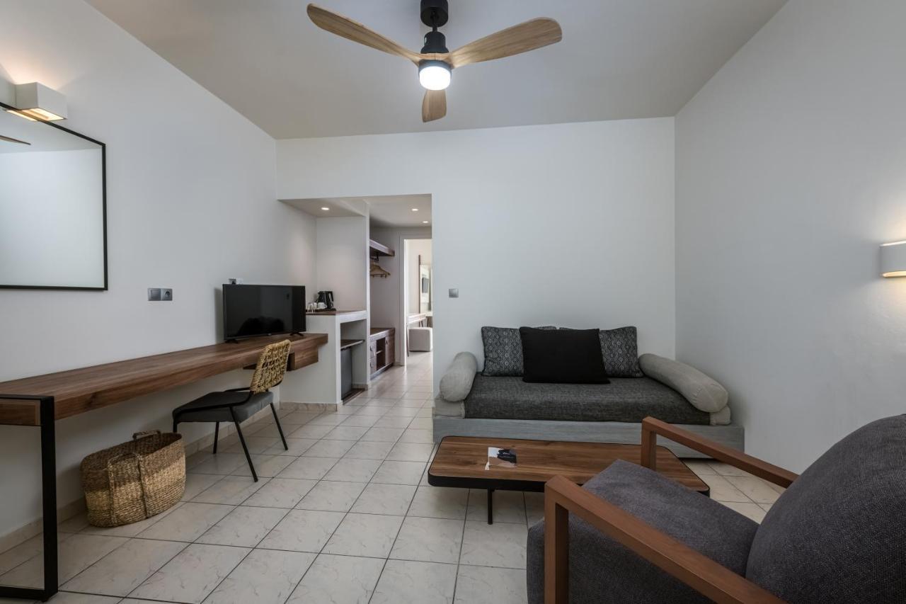 More Meni Residence & Suites คอสทาวน์ ภายนอก รูปภาพ